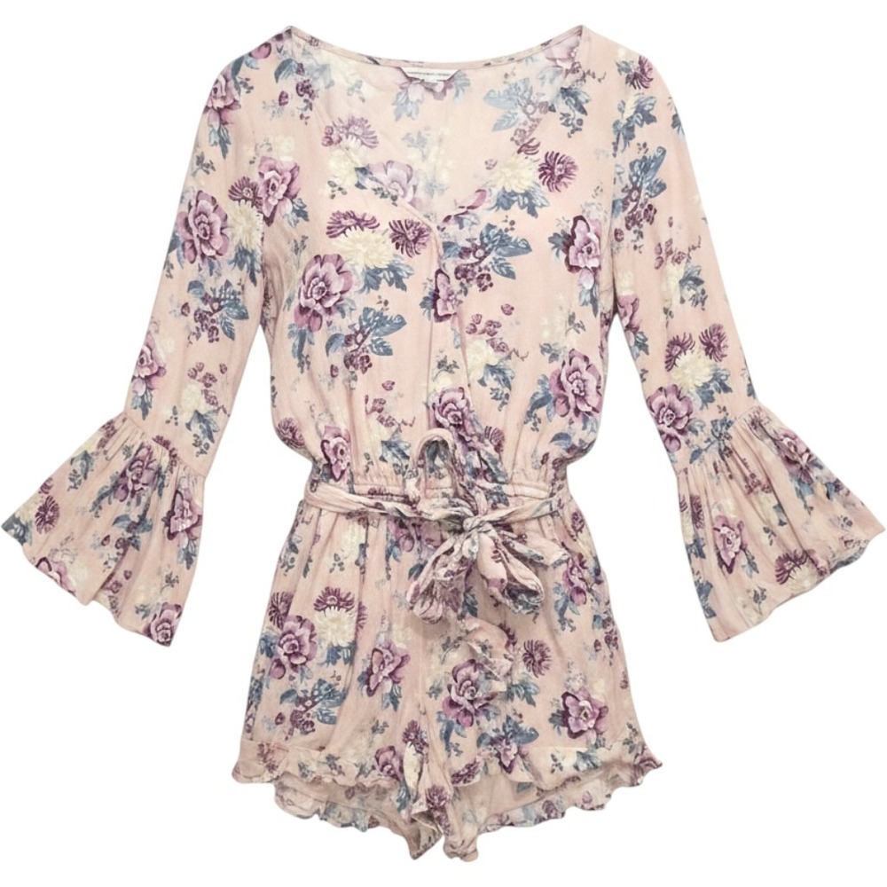American Eagle Floral Romper Small Bell Sleeve Ruffle Hem V-Neck Boho‎ Summer